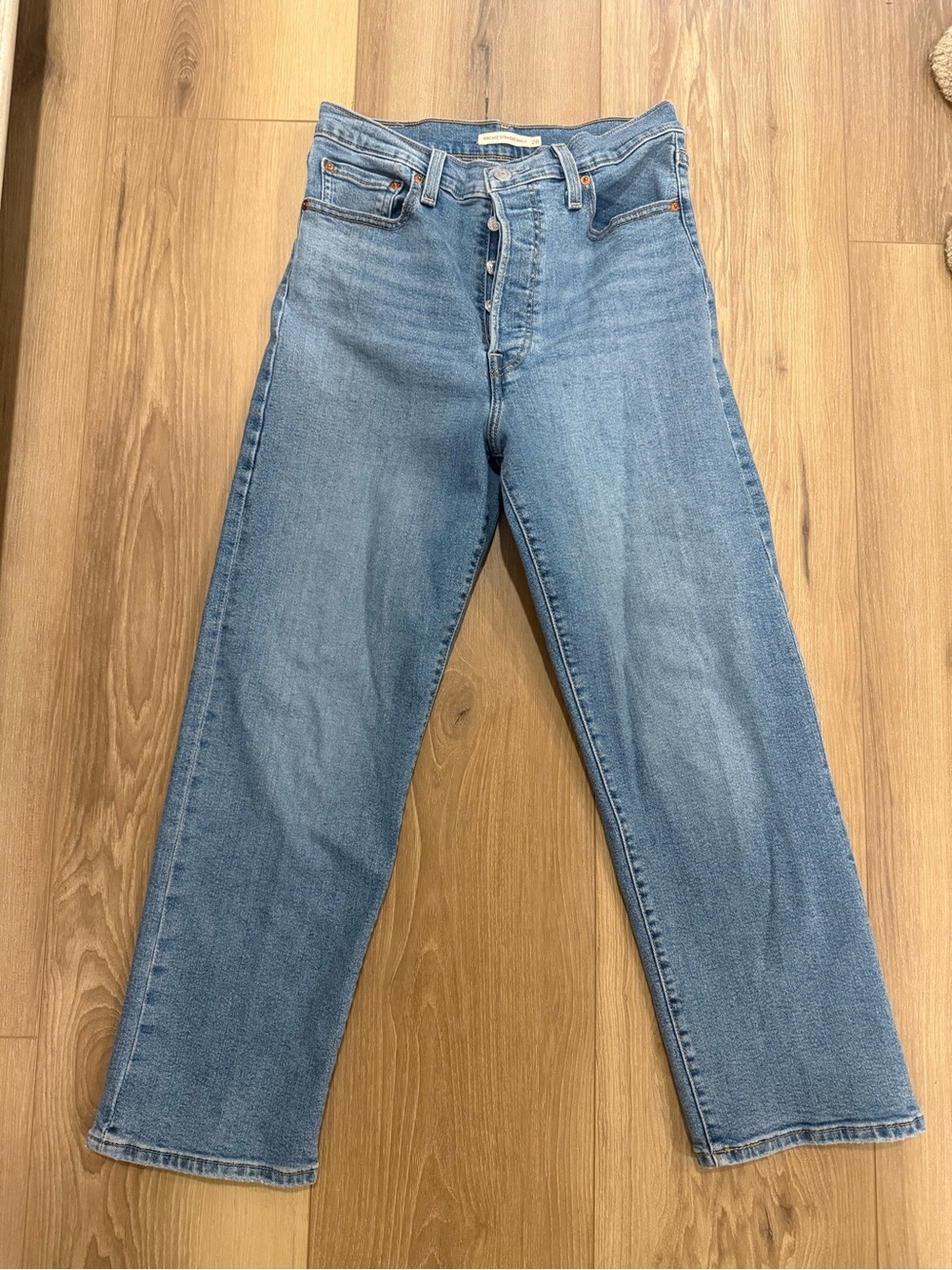 Levi's Women's Straight Leg Jeans - Light Blue Denim